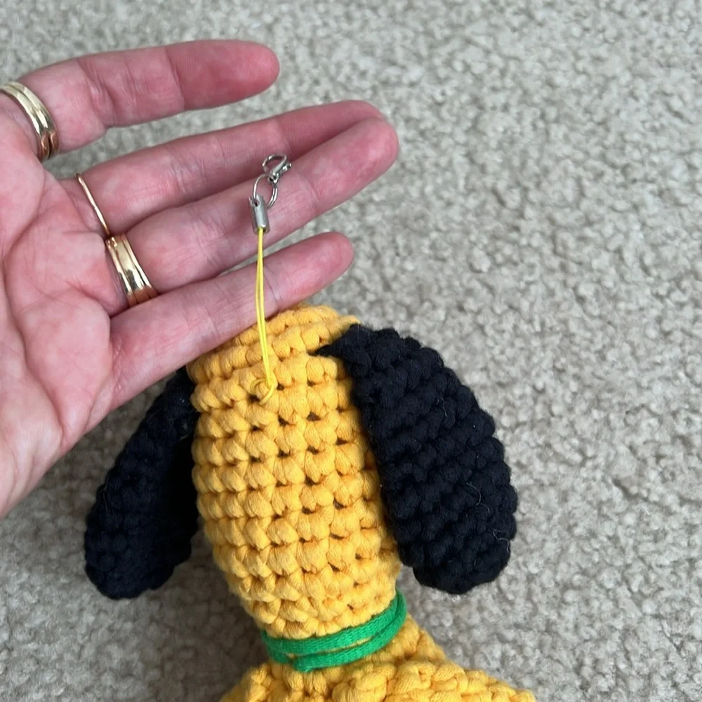 Disney Pluto‎ Keychain Plush Crocheted Stuffed Animal Dog Toy Yellow Black